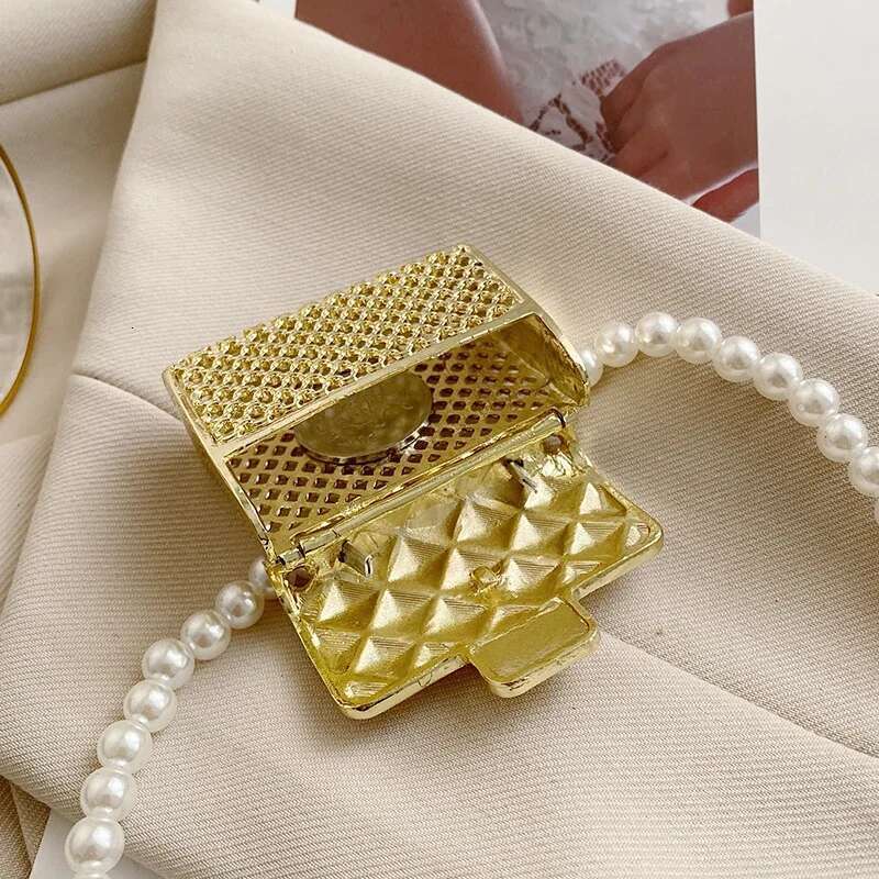 Shoulder Mini Metal Bags for Women Pearl Chain Crossbody Bag Designer Clothing Accessories Satchel Female Decorative Box Handbag