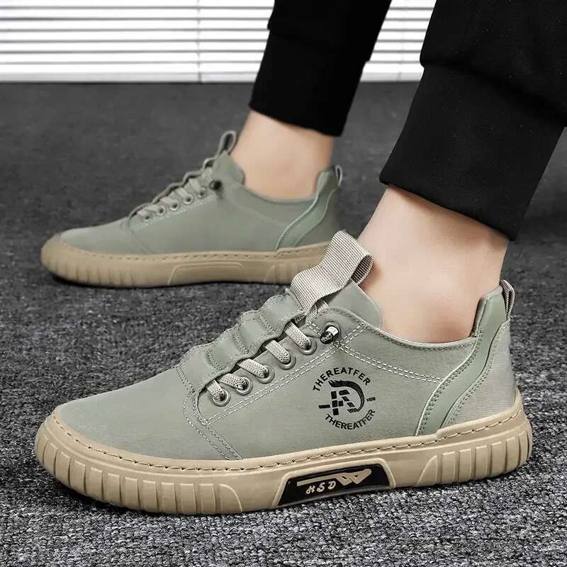 Light Luxury Designer Shoes Men's Casual Breathable Black Sports Shoes Fashionable Driving Walking Tennis Shoes Men's Ice Skating Outdoor Fl