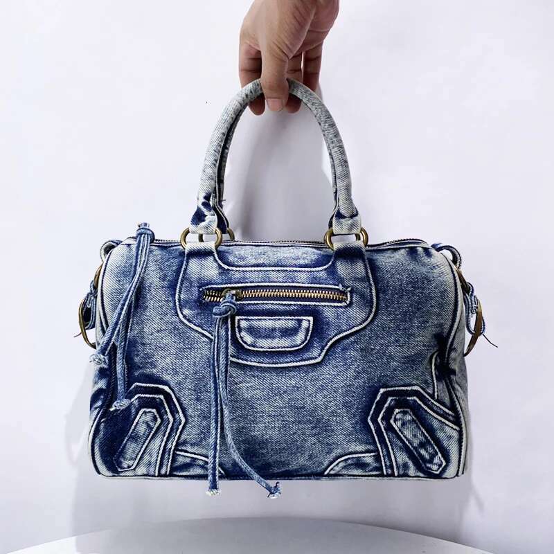 Moto & Biker Denim Pillow Bags For Women Designer Handbag Purse 2024 New In Washing Process Patchwork Top Handle Shoulder