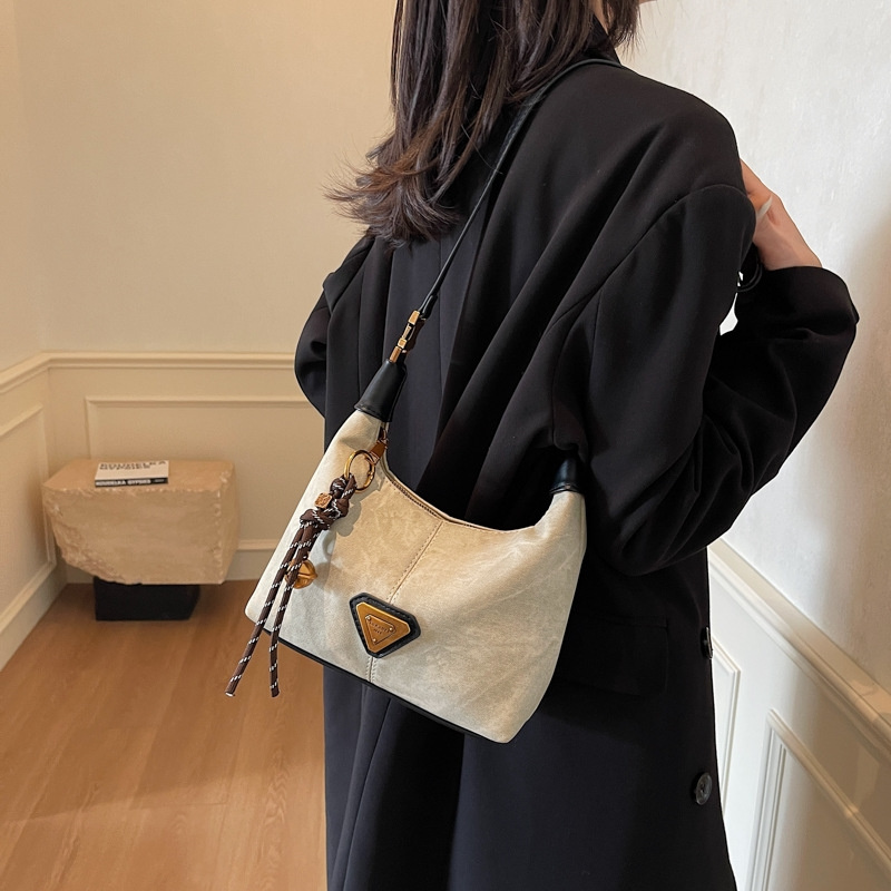 Designer bag free shipping 2025 new women's fashionable high-end texture large capacity hand-held shoulder crossbody bag