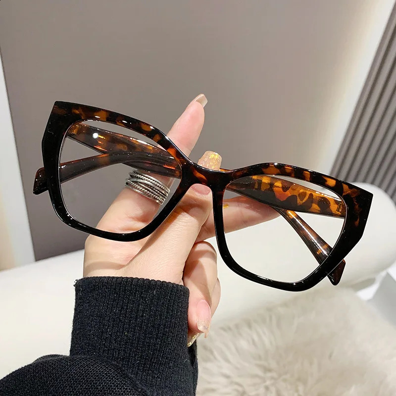 womens fashionable cat eye anti blue light glasses dual color large frame womens prescription glasses 250328