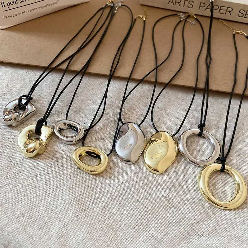 Punk shaped U-shaped geometric pendant necklace for women mens horseshoe shaped adjustable long leather rope sweater necklace jewelryT250331
