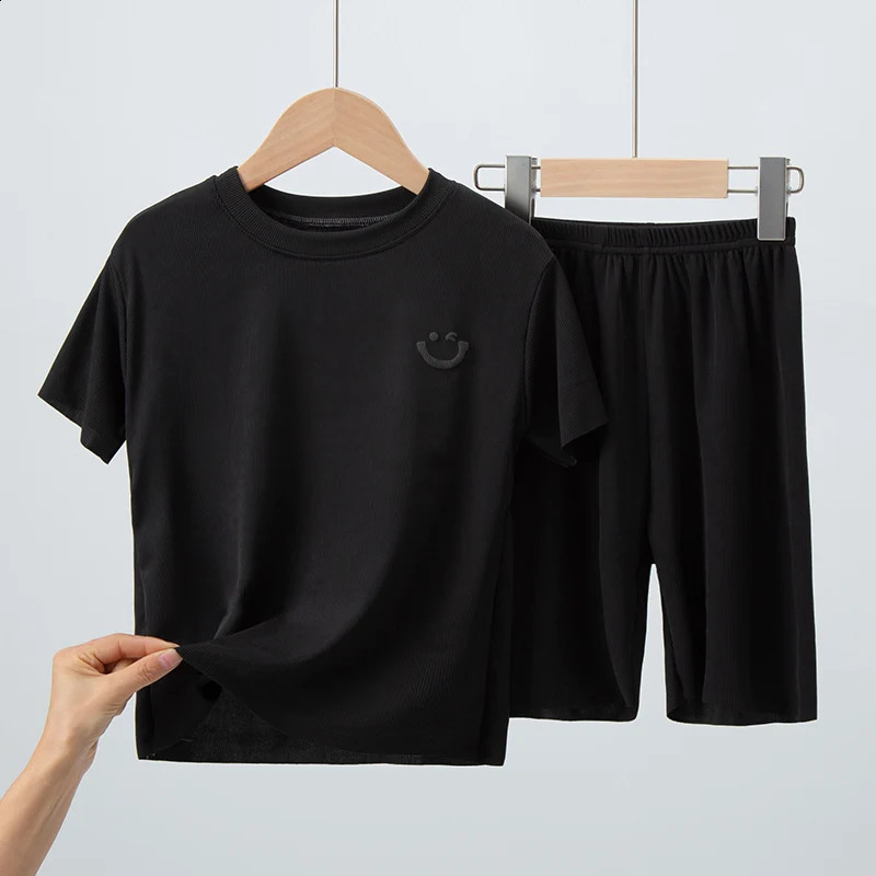 Childrens summer thin short sleeved ice silk set for boys and girls casual clown family clothing 2piece 250325z