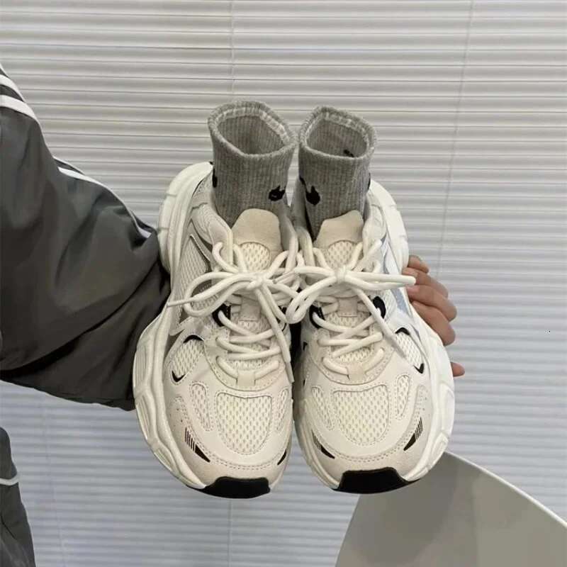 Designer Shoes 2025 Sports Shoes Mesh Breathable Women's Men's Sports Running Casual Women's Carnival Vulcanized Shoes Basket Women