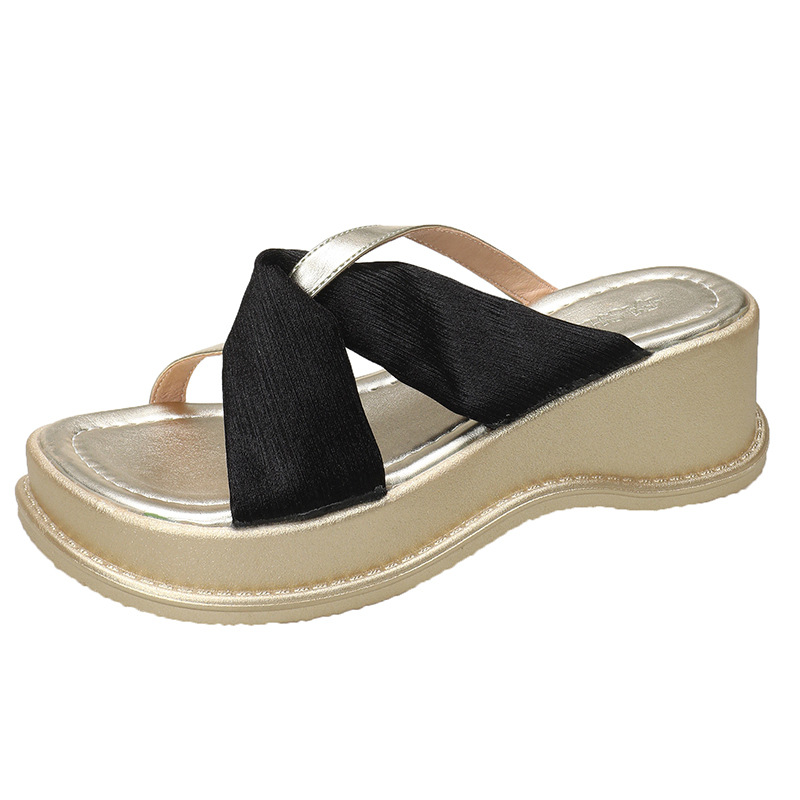 Thick soled sandals free Shipping slipper Designer Slope slipper Open toed slippers Versatile women's outdoor beach shoes
