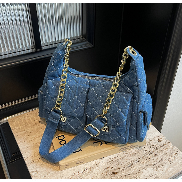 Xiaoxiangfeng diamond grid chain women's 2025 new multi pocket shoulder crossbody washed denim armpit bag