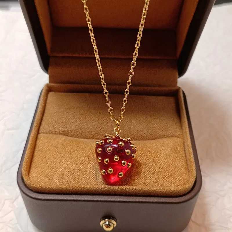 Bilandi Sweet Korean Temperament Red Strawberry Pendant Necklace For Women Jewelry Accessoreis Female Girl Party Gifts Z250331