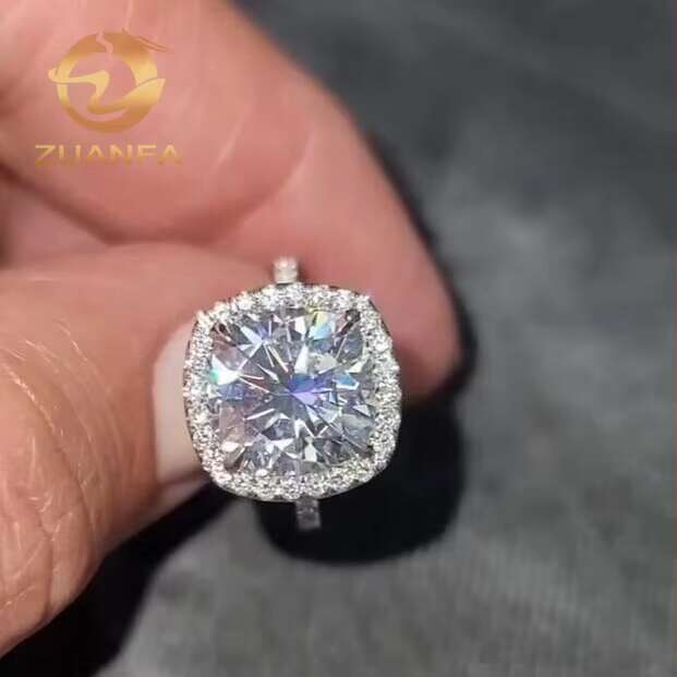 Real 18k Gold Plated 2Carat Cushion Cut VVS Halo Moissanite Engagement Ring for Women Solitaire Moissanite Diamond Promise Ring