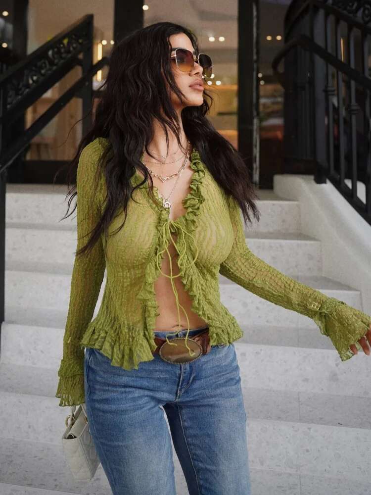 hoodie Tassels Green Rufflle Women Blouse Fashion Flare Sleeve V Neck Gauze Retract Waist Shirt 2025 New Summer Female Daily Street Top jacket