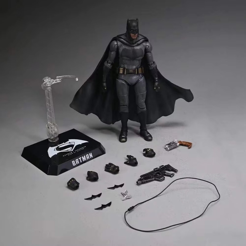 Action Figures Toy DC Batman Fondjoy Batman Movie Character Model Light Armor Big Batman 1/9 Authentic Action Figures 19cm Collect Ornaments Gifts for