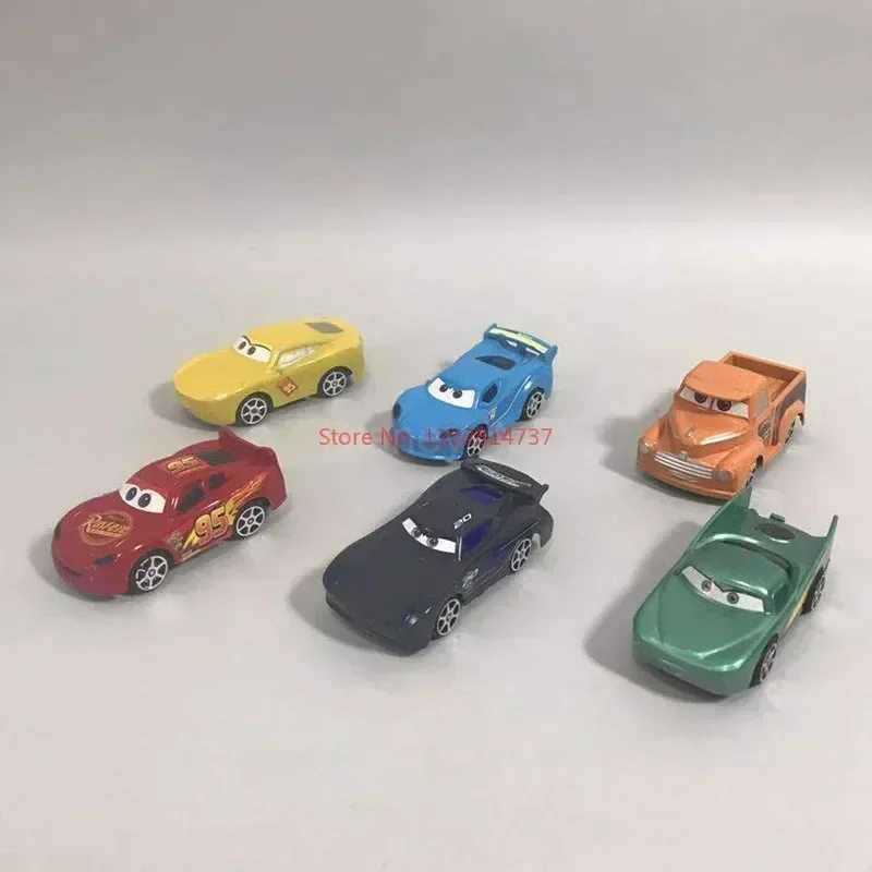 Disney Pixar Car Set Lightning McQueen Character Jackson Storm Mac Uncle Truck Pullback Car Model Doll Childrens Toy Gift Y240331