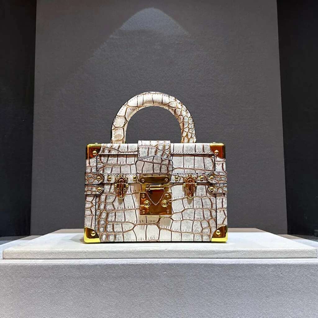 High-End Genuine Leather Snake Pattern Handbag Women's Fashionable 2024 New Style Crossbody Bag Single Shoulder Diagonal Package