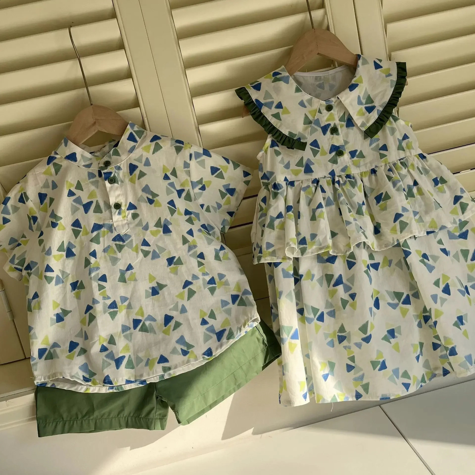 Brothers and sisters clothing suit 2025 summer baby casual wear or girls dress 110 years childrens 250325z