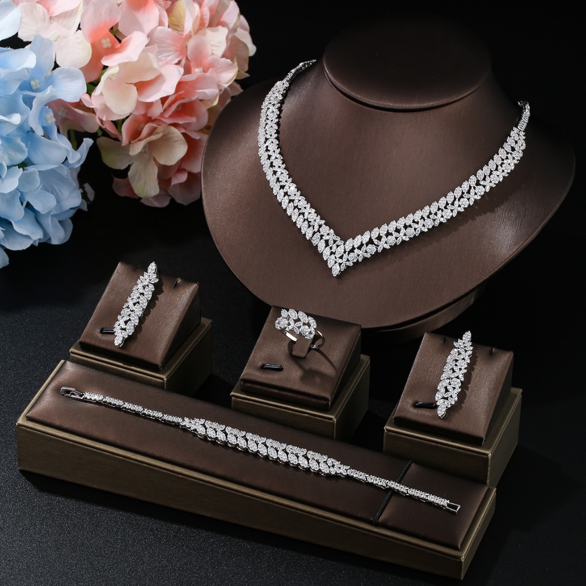 Nigeria 4pcs Bridal Zirconia Jewelry Sets For Women Party Dubai Nigeria platinum plating CZ Crystal Wedding Jewelry Sets 241016