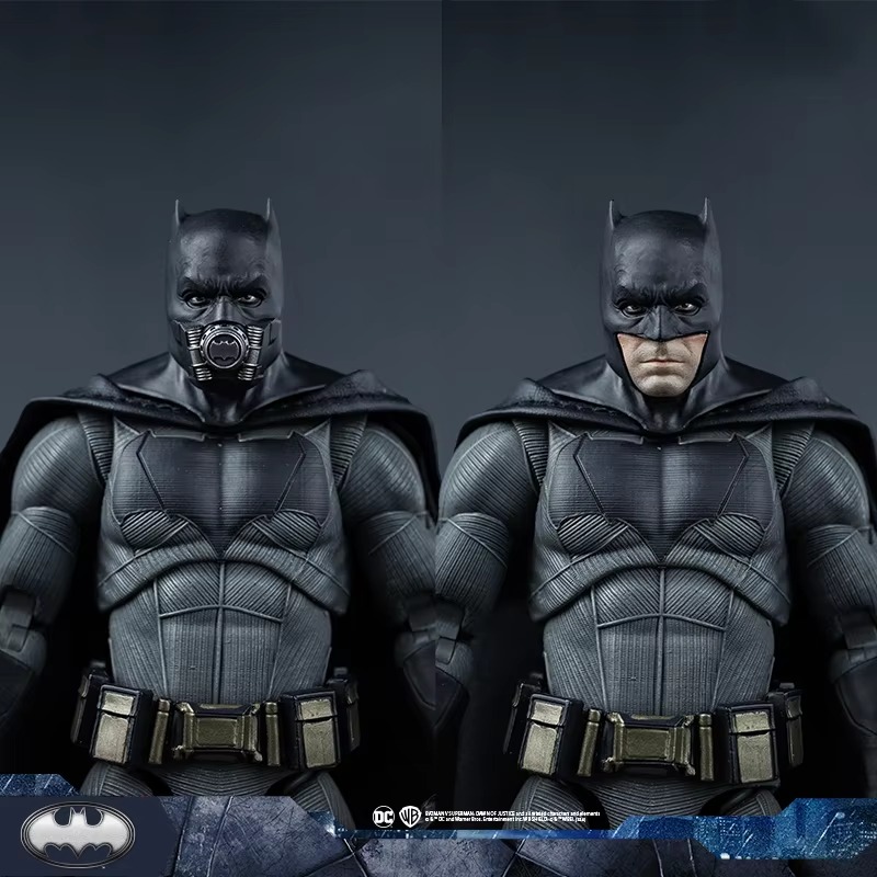 Action Figures Toy DC Batman Fondjoy Batman Movie Character Model Light Armor Big Batman 1/9 Authentic Action Figures 19cm Collect Ornaments Gifts for