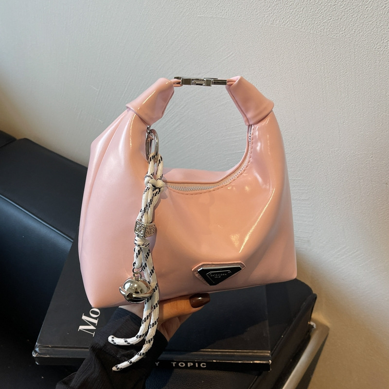 Designer bag free shipping 2025 new women's fashionable commuting elegant small square bag handbag shoulder crossbody bag
