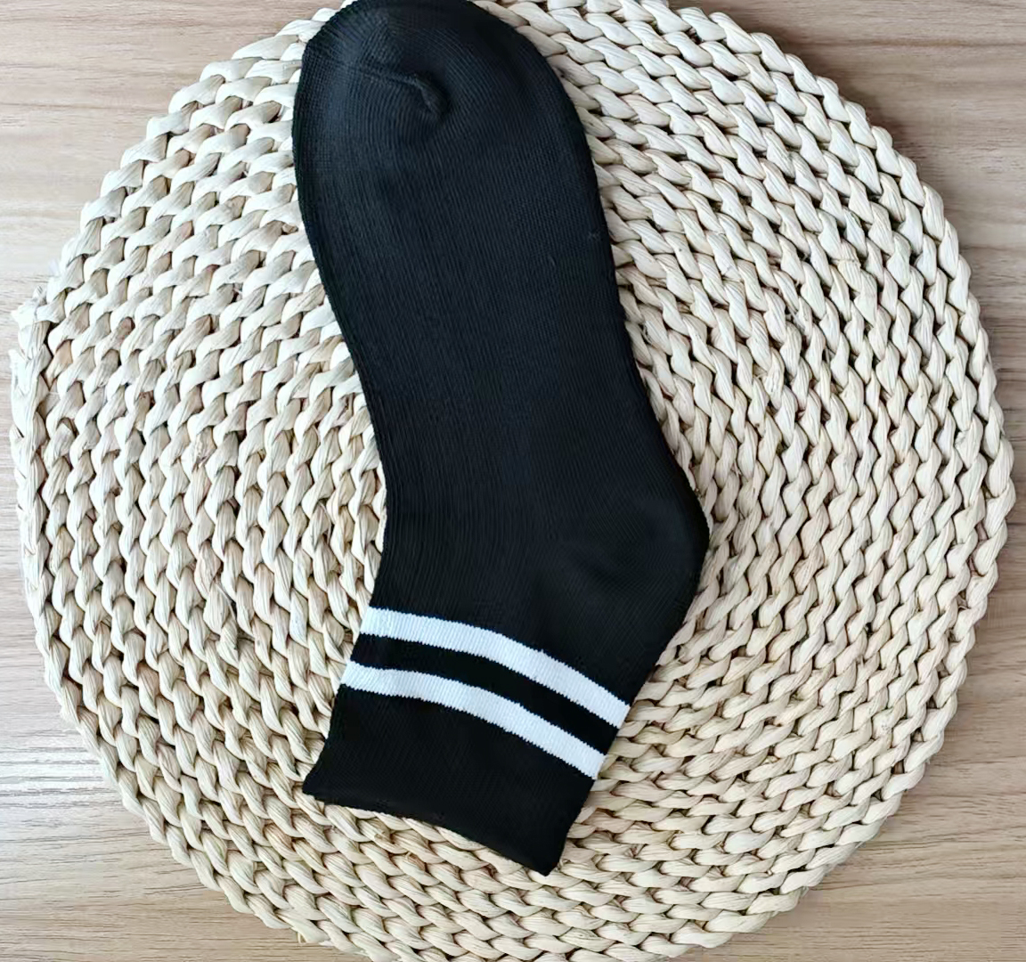 Colorblocked two-bar casual business style mid-calf socks for all kinds of business casual sports people made of polyester A pack of 10 pairs