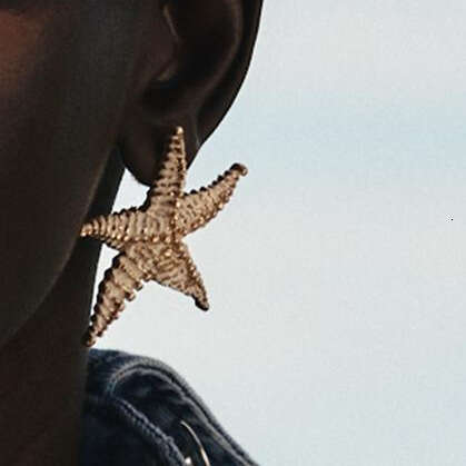 Light Luxury Exquisite Textured Alloy Starfish Earrings - Summer Ocean Vacation Style for Women