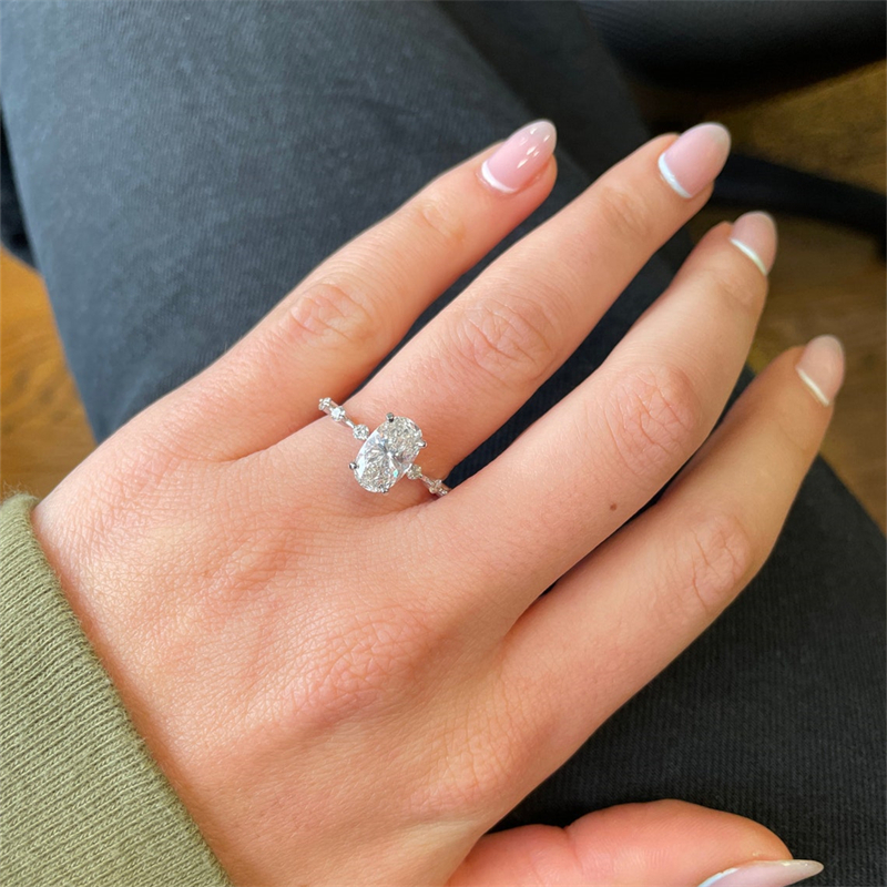 Jewelry 18K White Gold 2.0 Carat Oval Cut Lab Diamond Engagement Ring For Women IGI Certificate CVD HPHT E VS1 Diamond Wedding Gold Ring