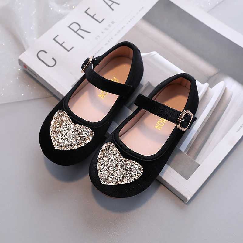 Mary Janes Love Heart Three color Velvet Childrens Flat Shoes Round Toes Beautiful Flexible Childrens Princess Shoes 23-33XJ250331