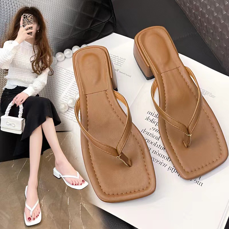 Women's new summer fashion look with sandals outside wear square head thick heel non-slip flip-flops beach sandals