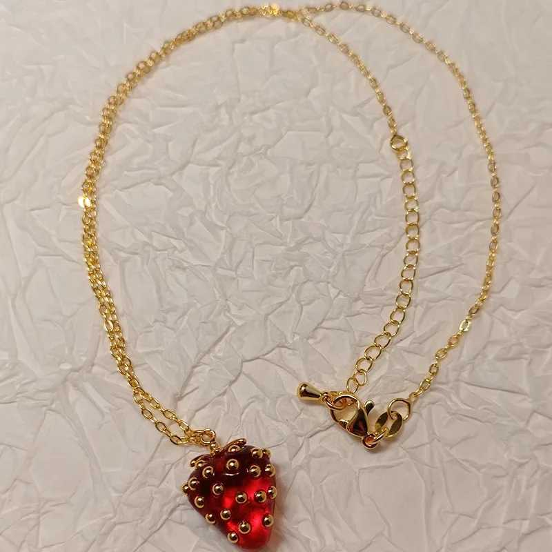 Bilandi Sweet Korean Temperament Red Strawberry Pendant Necklace For Women Jewelry Accessoreis Female Girl Party Gifts Z250331