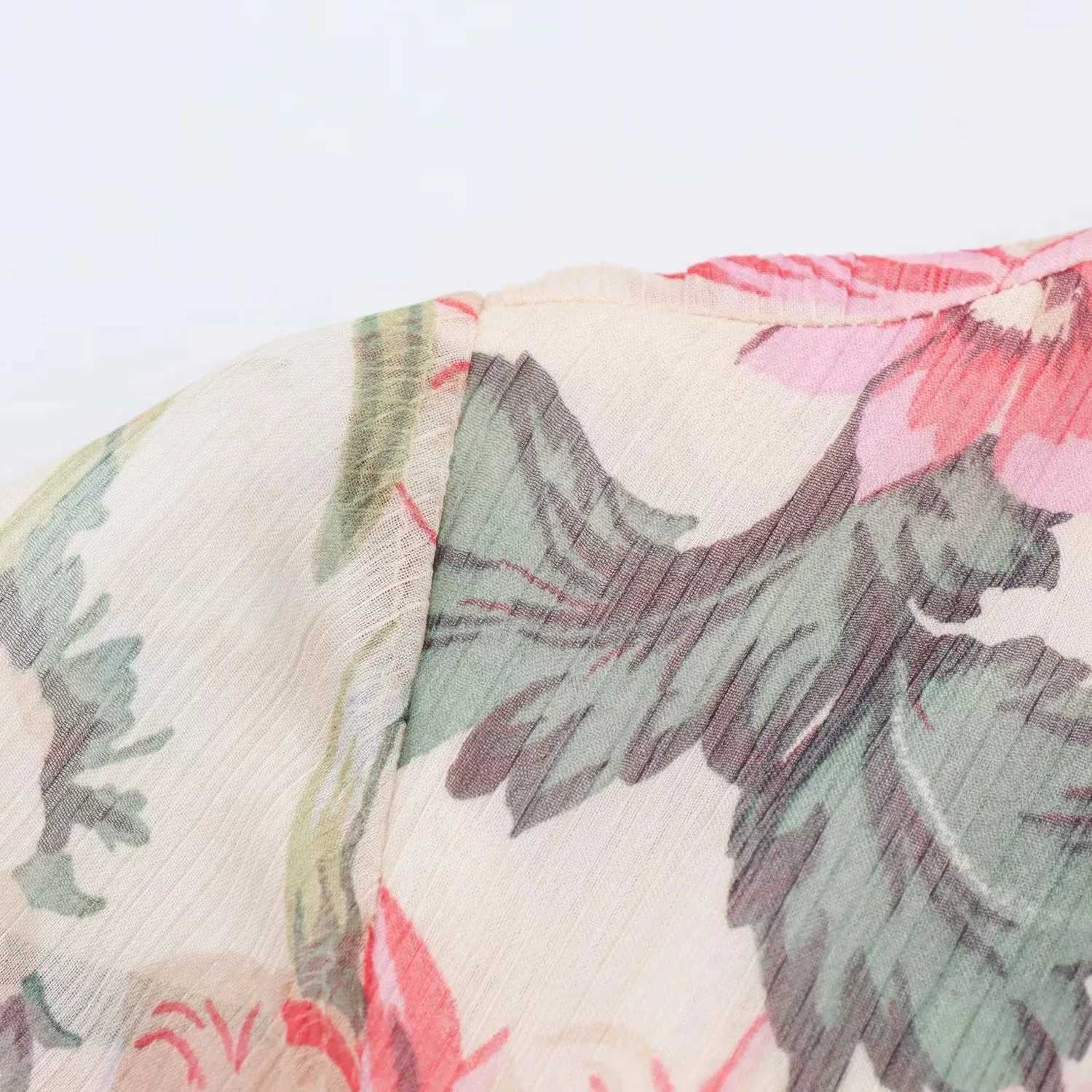 Fashion printed chiffon dress with loose V-neck long lantern sleeves pleated dress for women in summer 2025 womens colorful long robe W250430