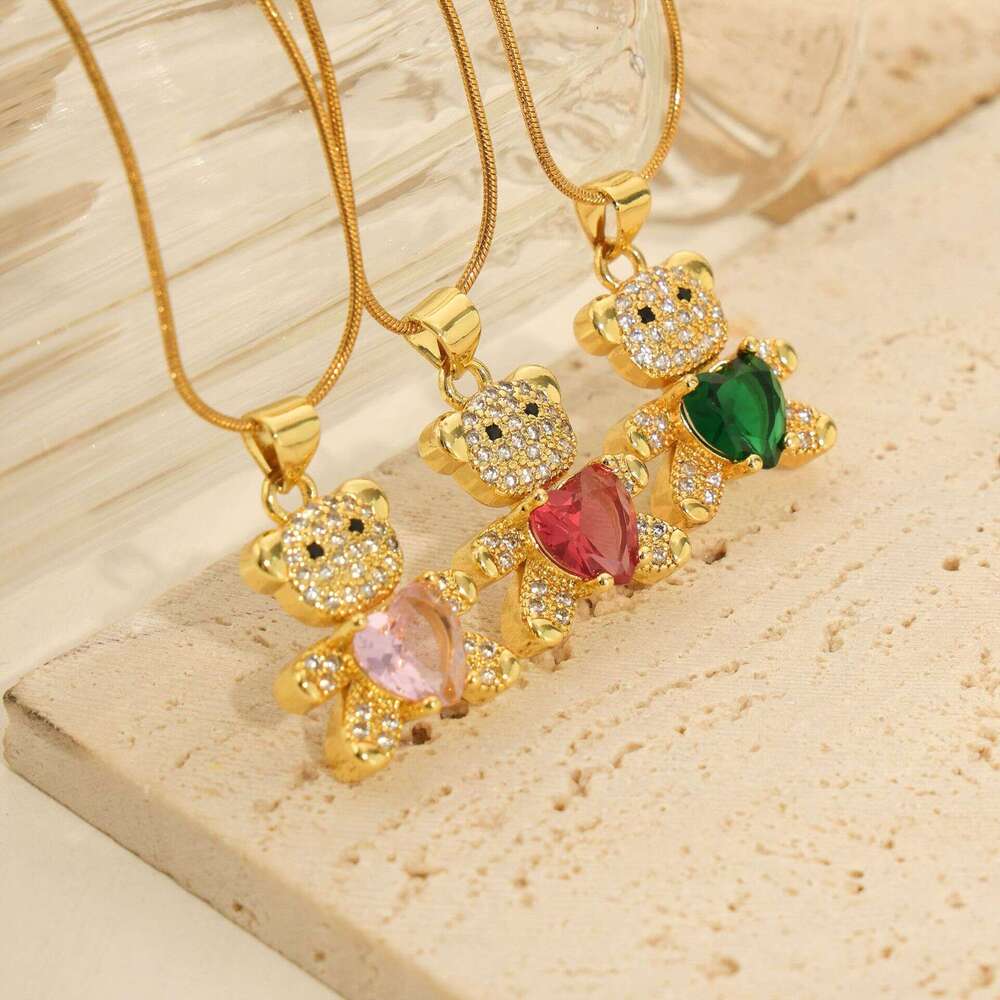 Version Of Korean Style New Fashionable, Light , Simple And Personalized Copper Material With Inlaid Teddy Bear Glass Dia Pendant Necklace Jewelry
