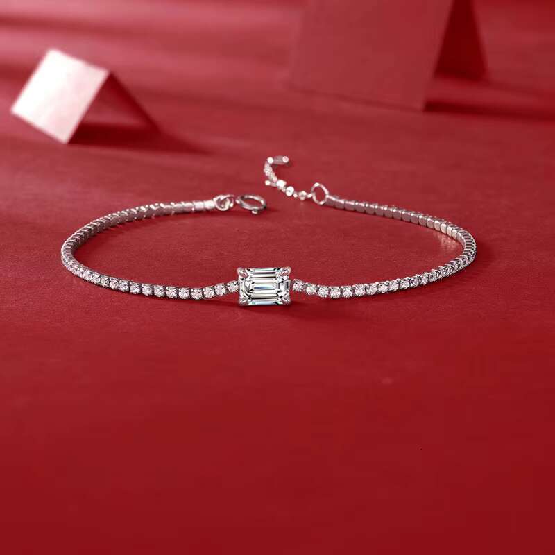 Custom Simple Fashion Jewelry 925 Sterling Silver Tennis Bracelet Emerald Cut 1CT VVS D Moissanite Adjustable Bracelet for Women