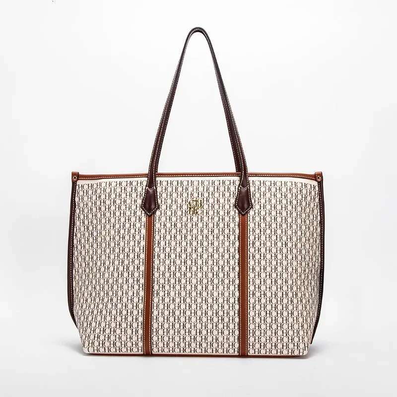 CH Handbag 2024 Large Capacity Business Duty Multifunctional Ladies Shoulder Bag Fashion Brand Designer Classic
