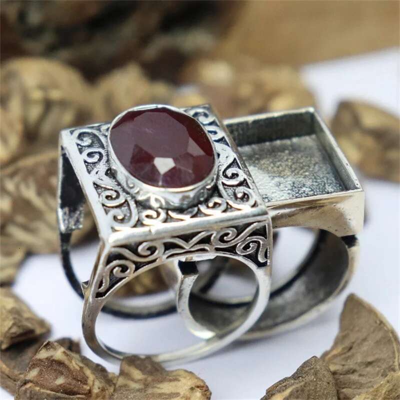 Dazzling Vintage Sier Color Round Men Rings Set Fashion Red Stones Party Bridal Ring Jewelry