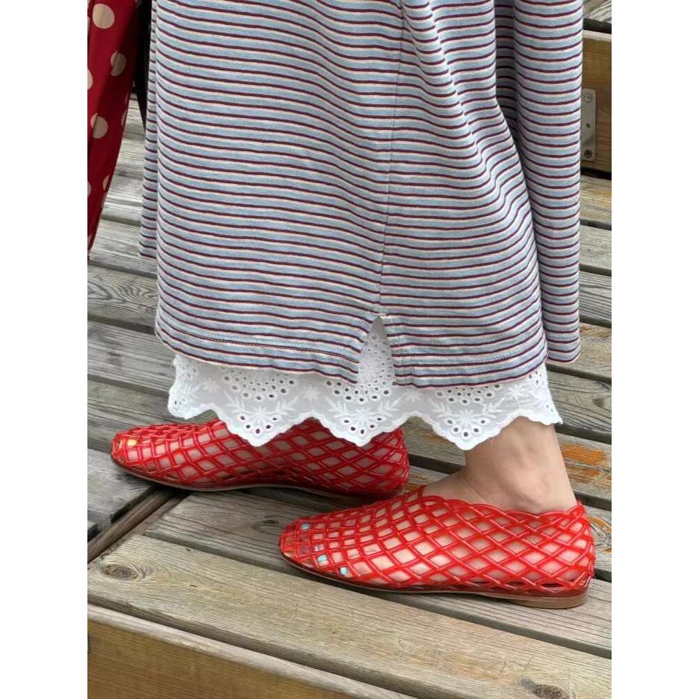 Fashion High Quality Transparent Mesh Hollow Beach Shoes Flat Round Jelly Sandals Flats Women