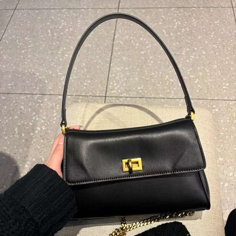 Brand High-Grade Top-Grain Cowhide Handbag Niche Design Lock Shoulder Messenger Classic Style Versatile Women's Bag