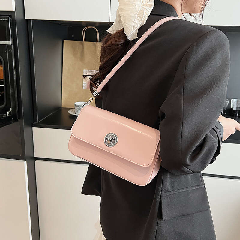 Texture Simple Small Square for Women 2025 Spring New Collection Solid Color Versatile Crossbody Korean Edition Underarm Bag