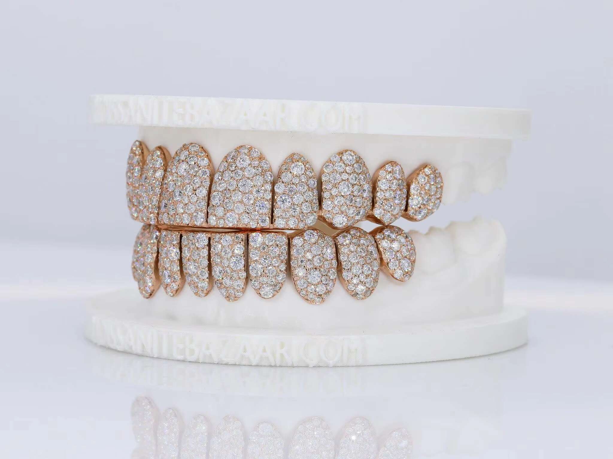 modern Moissanite Grillz Iced Out Custom Teeth Set for Men and Women Hip Hop Diamond Tooth Caps Top Bottom Gold Silver Options
