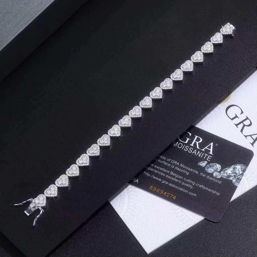 S925 11.73g Moissanite Tennis Bracelet Perfect Gift for Birthdays Suitable for Friends and Family Men and Women