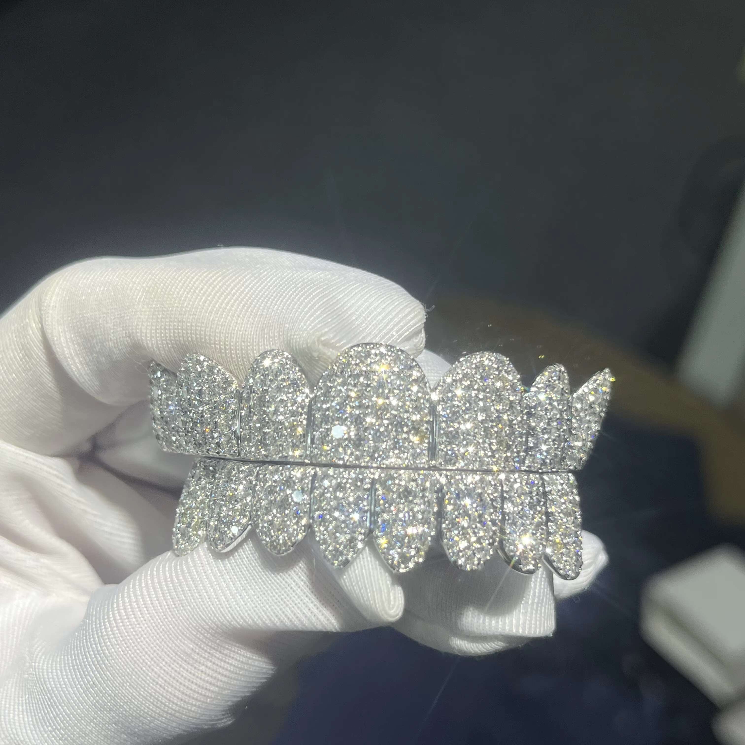 Factory Custom Hip-Hop Grillz 8 on 8 S925 Silver 10K 14K 18K Solid Gold VVS Moissanite Lab Diamond Iced Out Grillz for Teeth