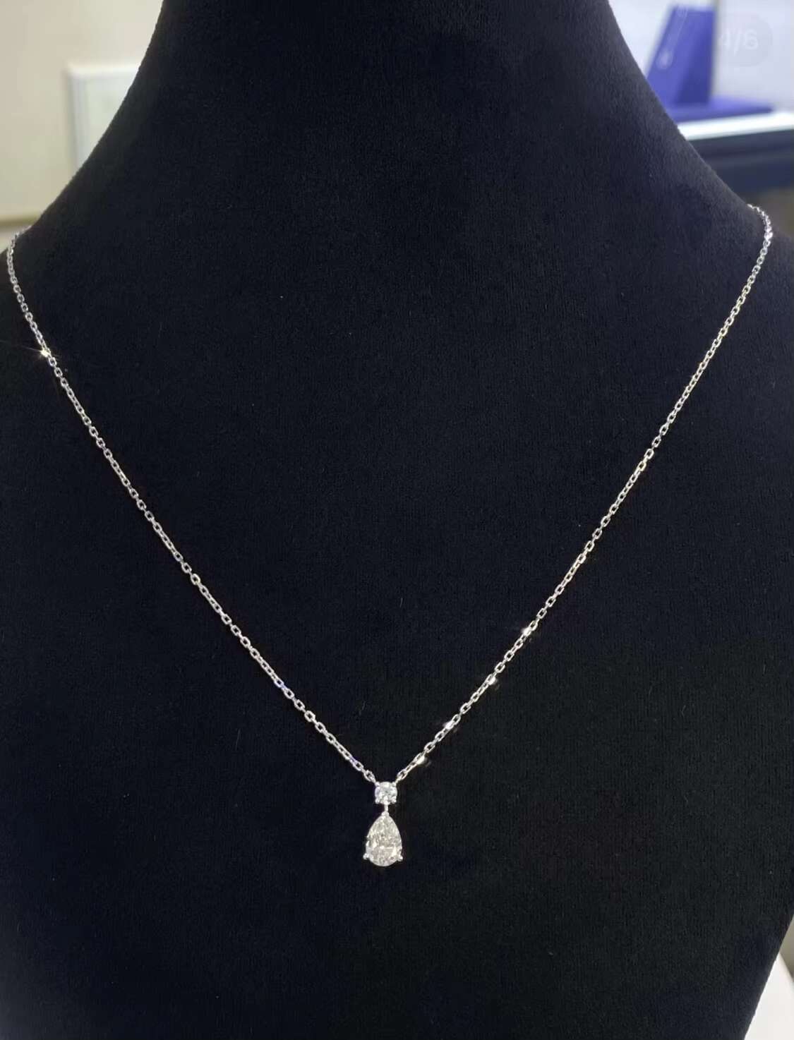 Factory Wholesale Price Luxury Pear Cut Lab Diamond Pendants Jewelry 14K 18K Wedding Pear Pendant Necklace for Women Gift