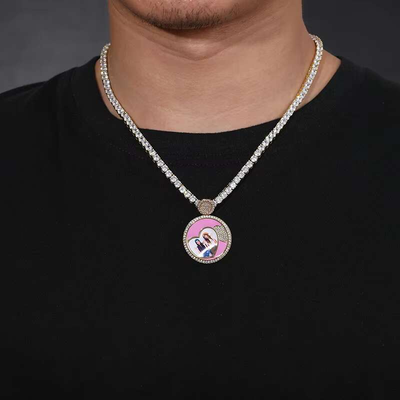 TUHE Jewelry Bling 40mm 18K Gold Plated Brass 5A Cubic Zirconia Round Shape Picture Pendant Necklace