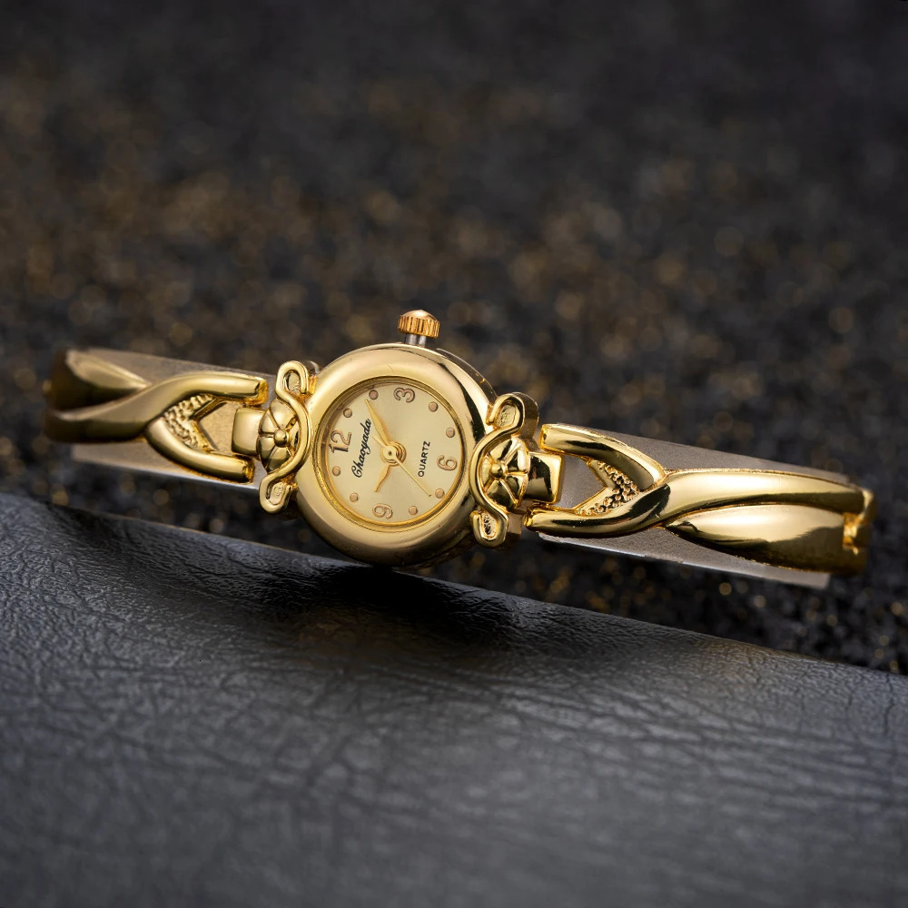 Fashion Gold Vintage Watch for Women - and Elegant Quartz Watch - Womens Pattern Bracelet - Casual Watch - Reloj Mujer 250425
