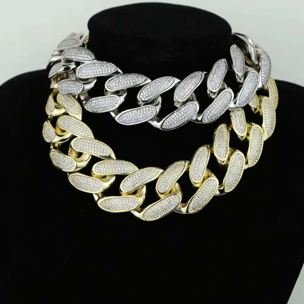 Promotion in Stock Iced Out Bling Silver Gold Plated Jewelry Micro Pave Cz 30mm Big Heavy Cuban Link Chain Women Necklace