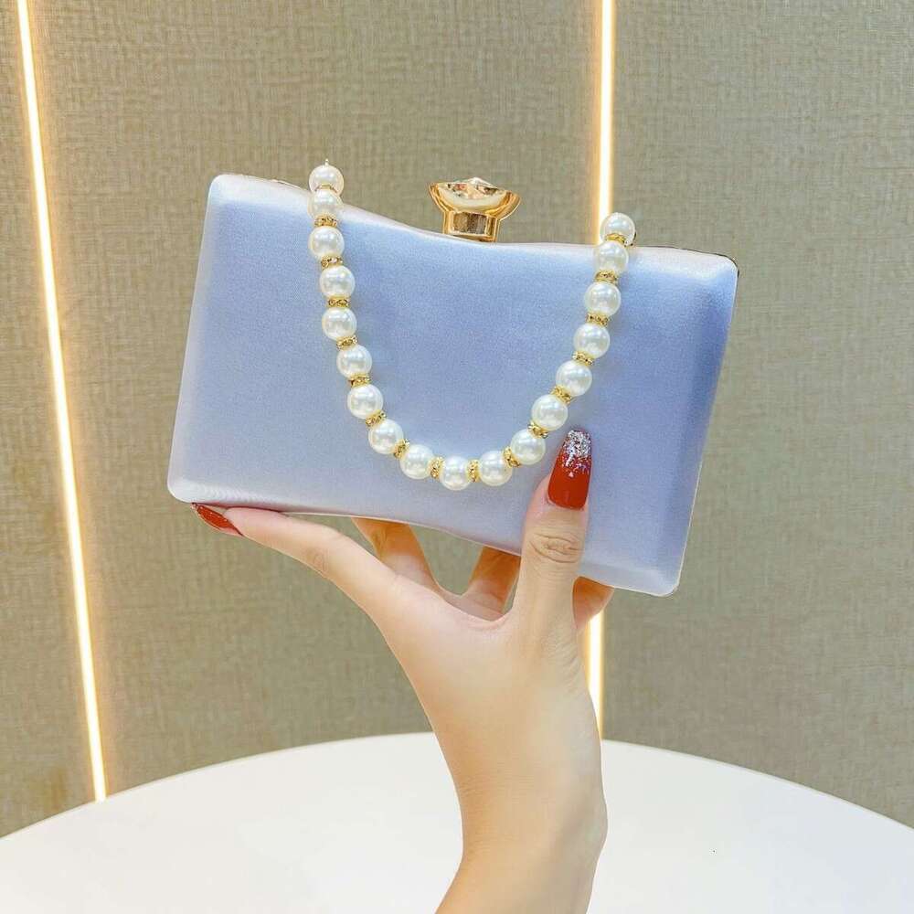 Dinner Bag New Fashionable Exquisite Handbag Pearl Chain Versatile Diagonal Cross Banquet Bag KQ