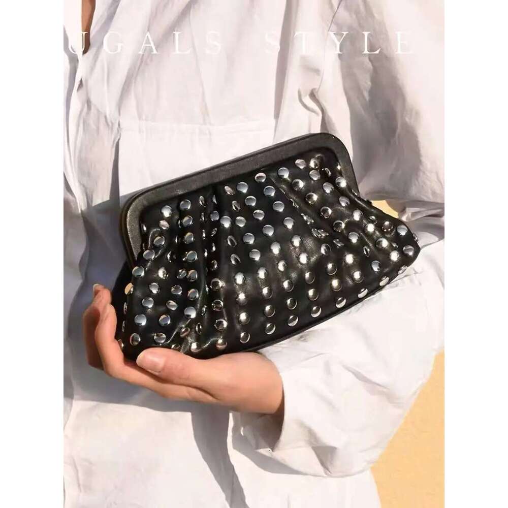 Fashion Rivet Punk Shell High Quality Textured Leather Pleated Clutch Purse For Dinner Party Women Handbag Female Casual Bag
