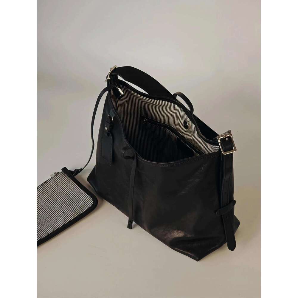 Large Capacity Commuter Women's 2025 Summer New High end Shoulder Simple and Versatile Tote Crossbody Bag
