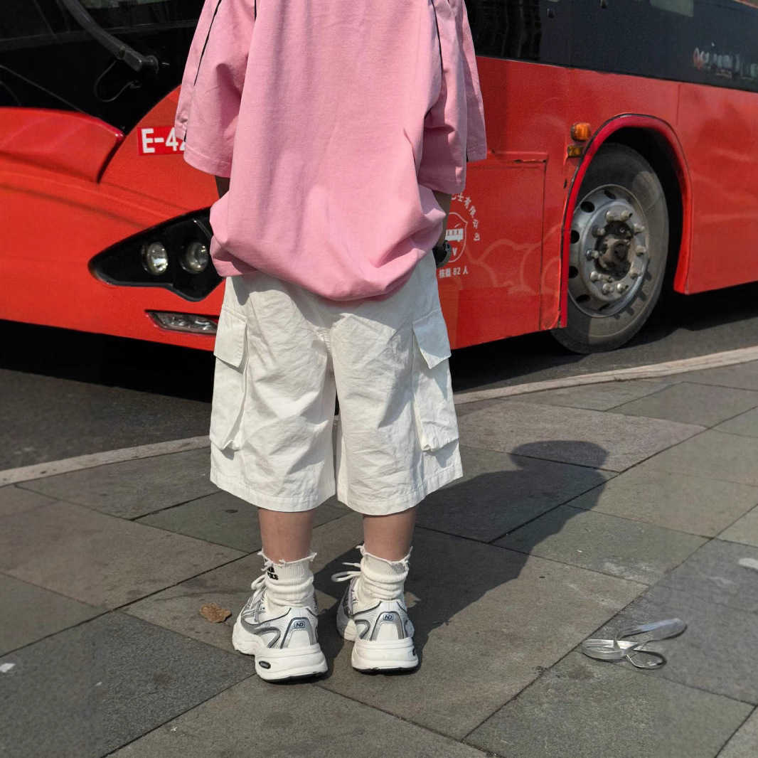 Childrens Pants Mens Summer Childrens Clothing Boys Shorts Thin Summer Workwear Pants Loose Korean Version Versatile Mens and Womens Pants Y250430VSK1