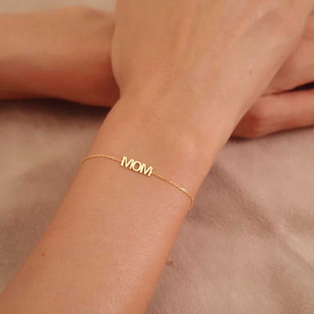 Customized Name Bracelets for Women Stainless Steel Gold Chain Personalized Font Pendant Adjustable Bracelets Charm Jewelry Gift 250430