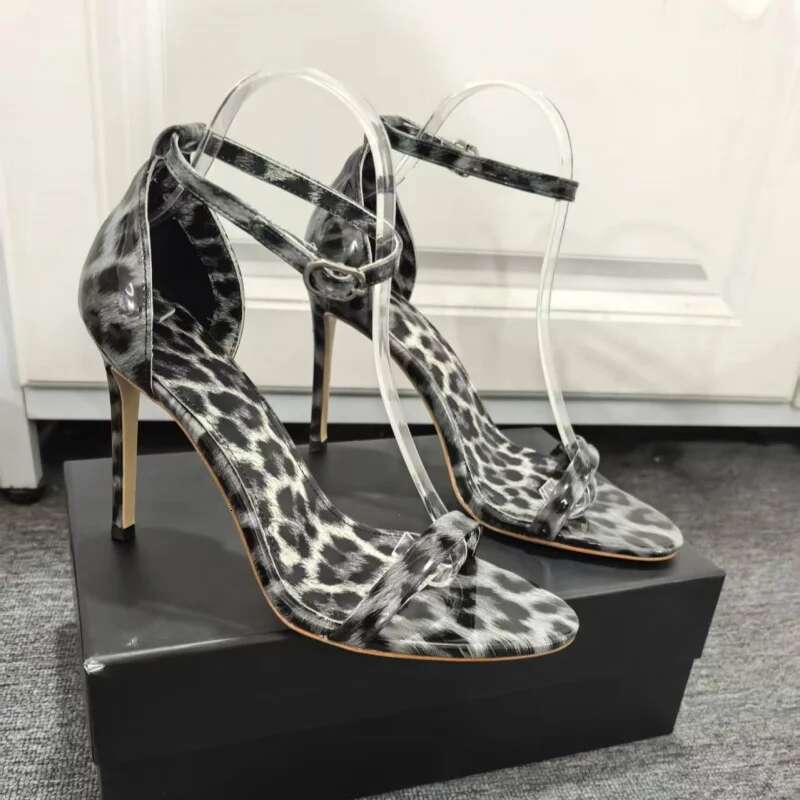 New Catwalk Thin Strap Leopard Print Sandals Sexy Open Shoes Round Buckle High Heels Party Banquet Women Shoe