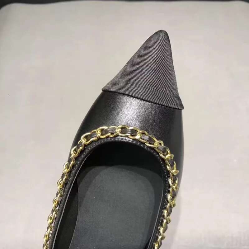Fashion Brand Pointed Pumps Comfortable Flat Slip-on Metal Chain Edged Splicing Women Shoes