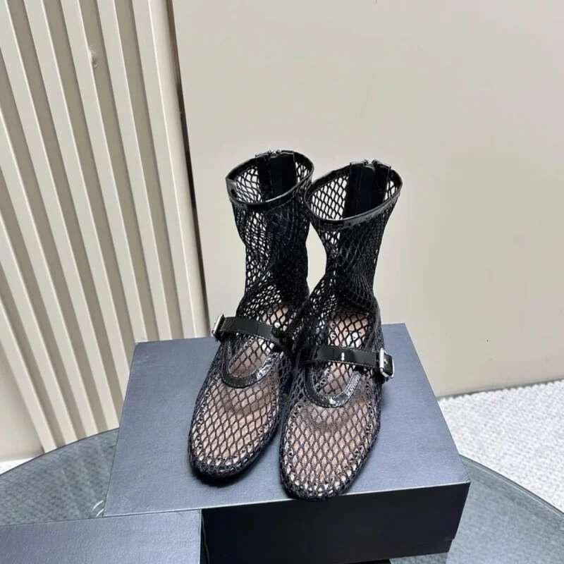 Breathable Hollow Sandals Women's Round Toe Zip Back Boots New Fashion Designer Flat Mesh Casual Shoes Women