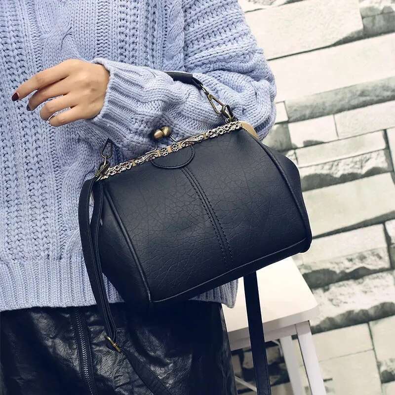Vintage Shoulder Bags For Women Clip Handbag Totes Retro Pu Leather Crossbody Messenger Bag Lady Clutch